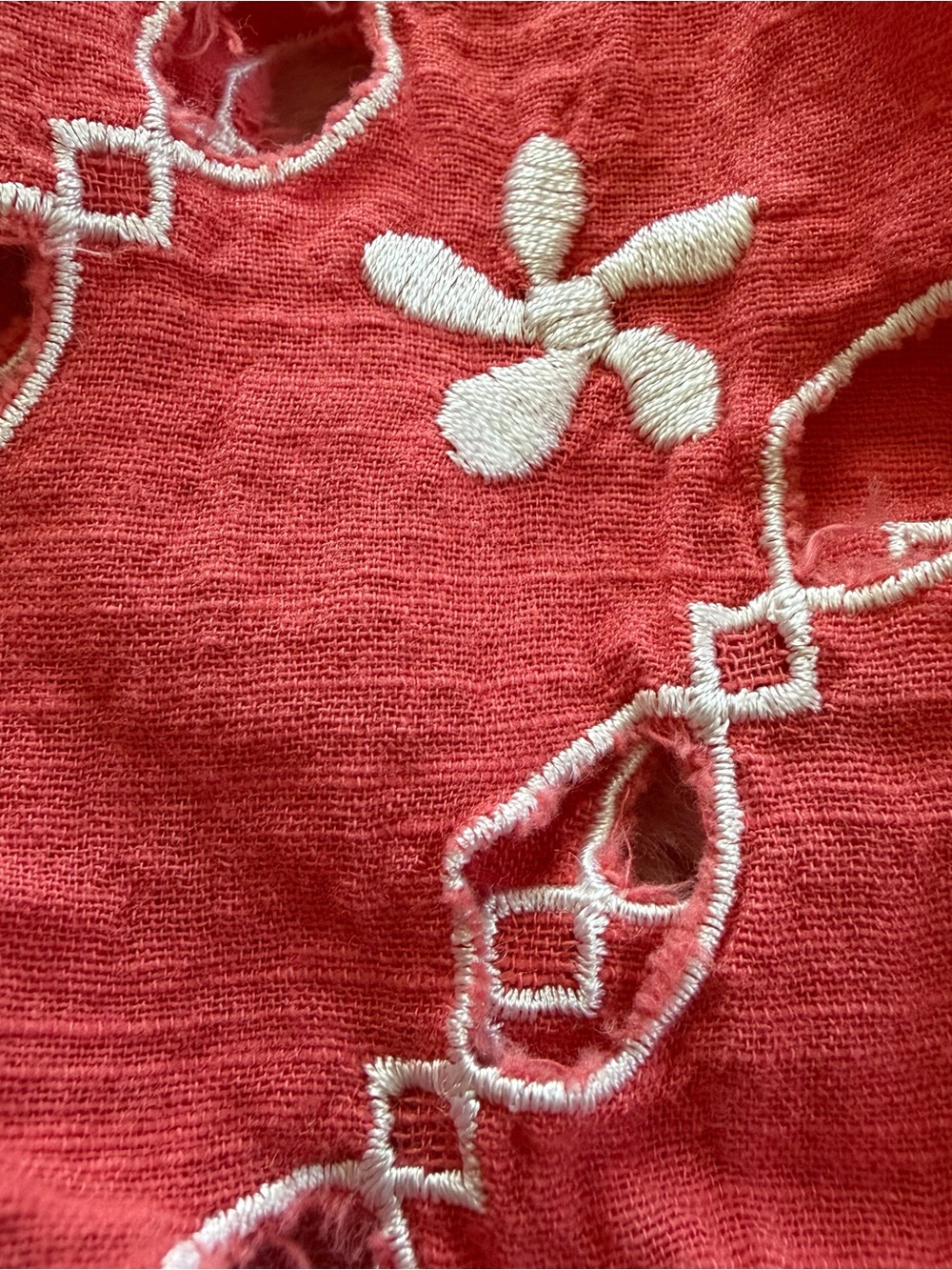 Free People We The Free Coral Embroidered Cutwork Cropped Button Shirt L - Picture 5 of 8